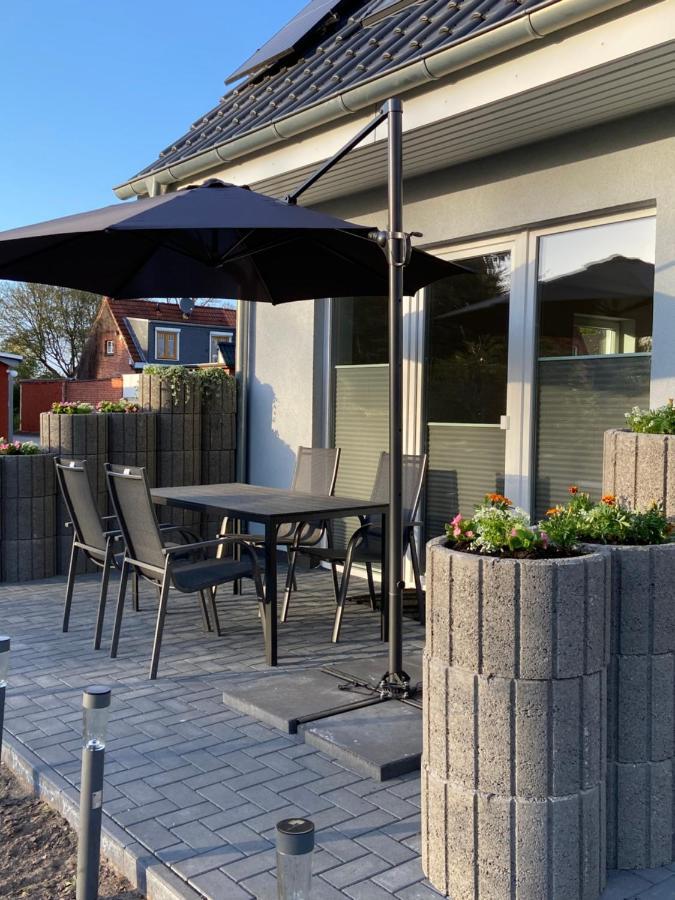 Haus Wesloer Landstrasse 6B Fuer 4 Personen Apartman Lübeck Kültér fotó