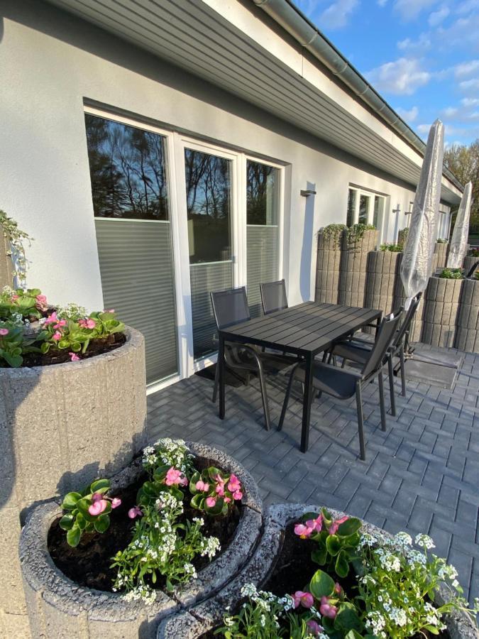 Haus Wesloer Landstrasse 6B Fuer 4 Personen Apartman Lübeck Kültér fotó